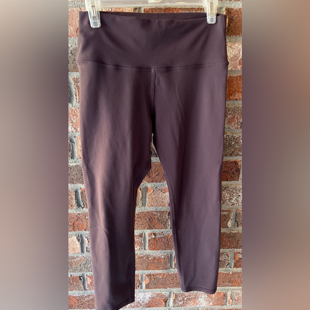 ALO - Yoga Chestnut  Leggings size (4-6)